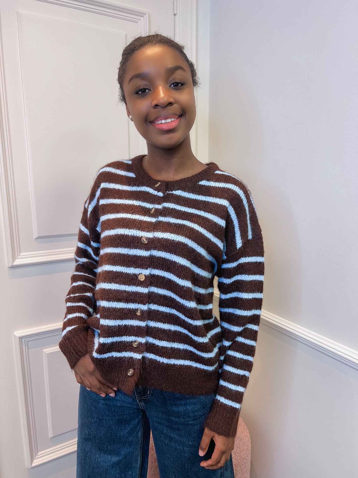 Germaine pull choco/lichtblauw